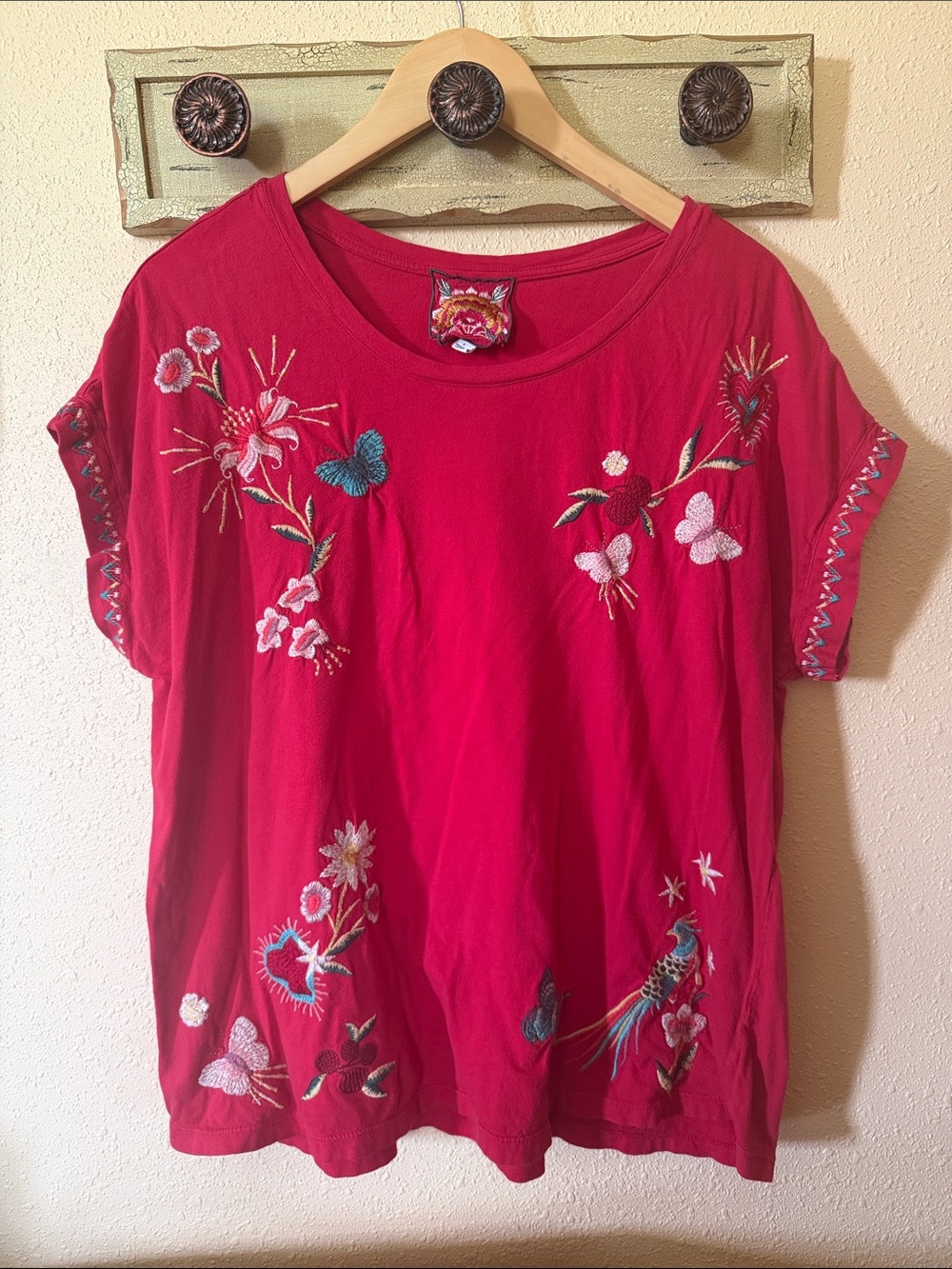 Johnny Was Embroidered Red Women’s Short Sleeve Top